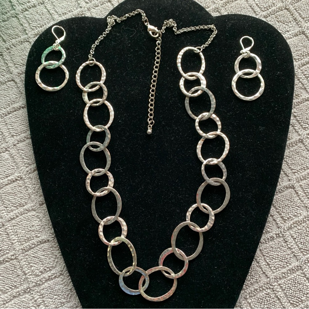 Necklace & Earring Set Silver Tone